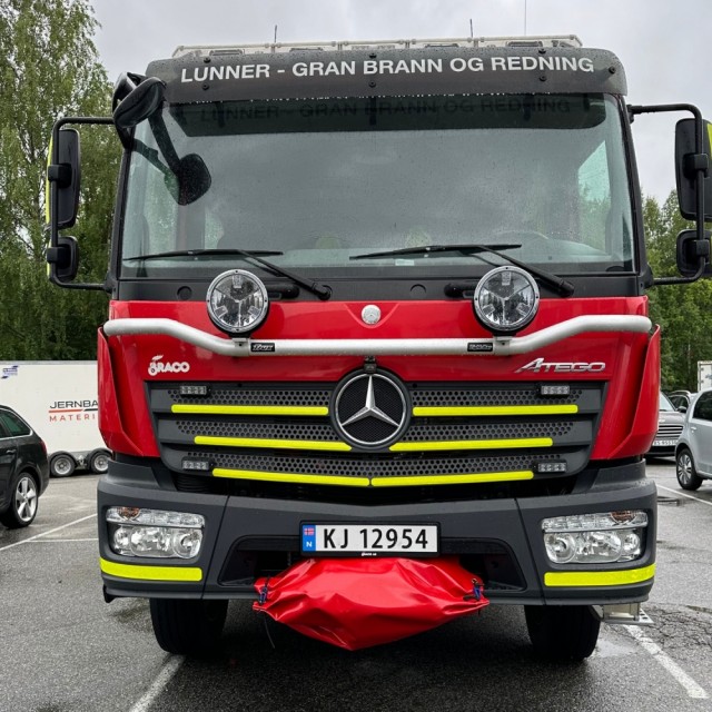 Beskyttelses trekk til vinsjen på en brannbil