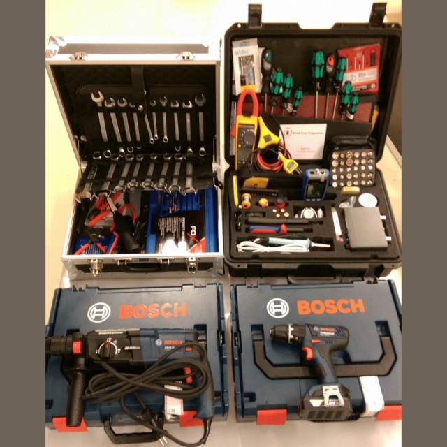 Packing ICT tool kit in sturdy cases